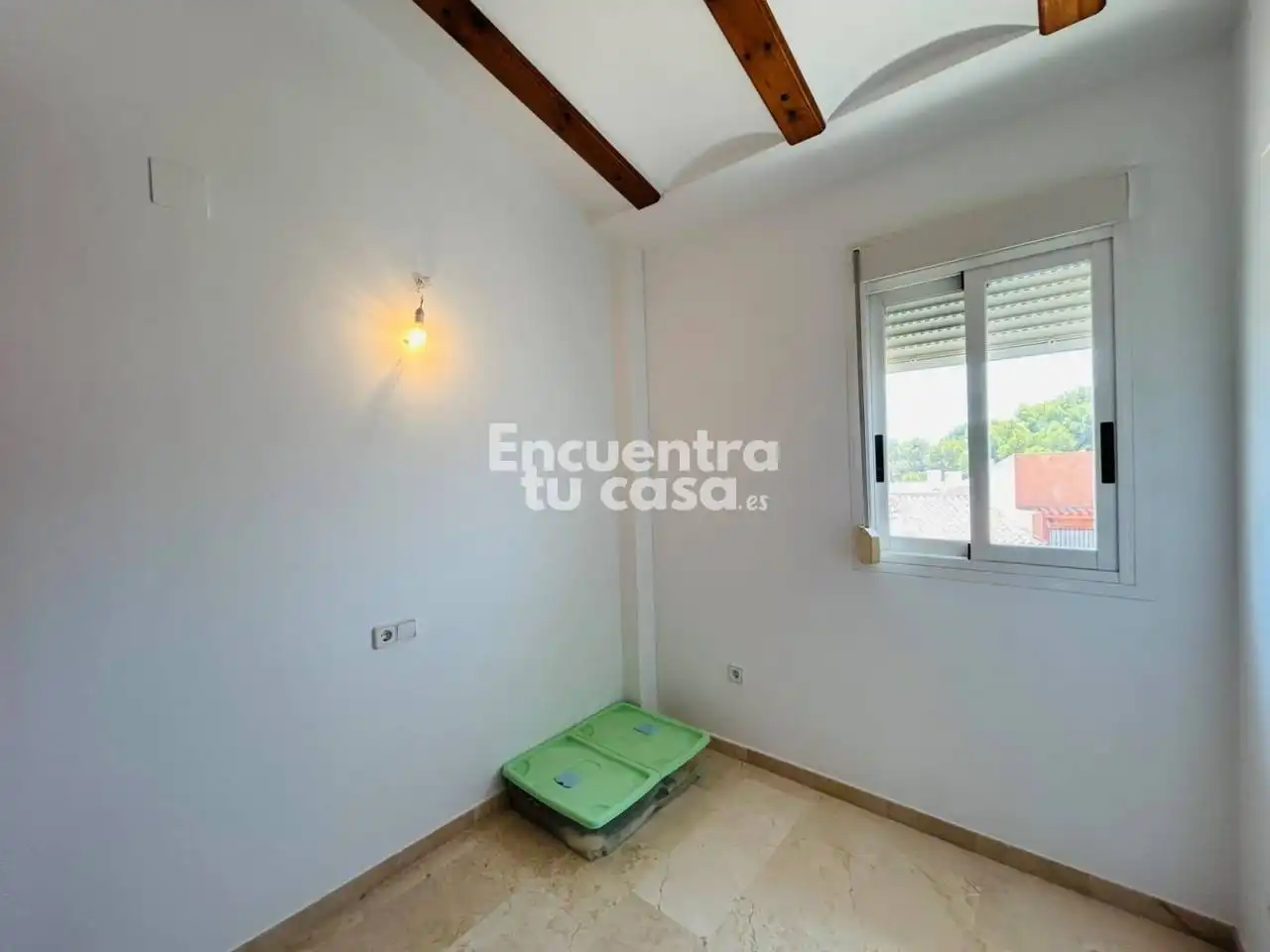 Casa adosada en venda en La Nucia amb Aire condicionat, Calefacció i Jardí privat