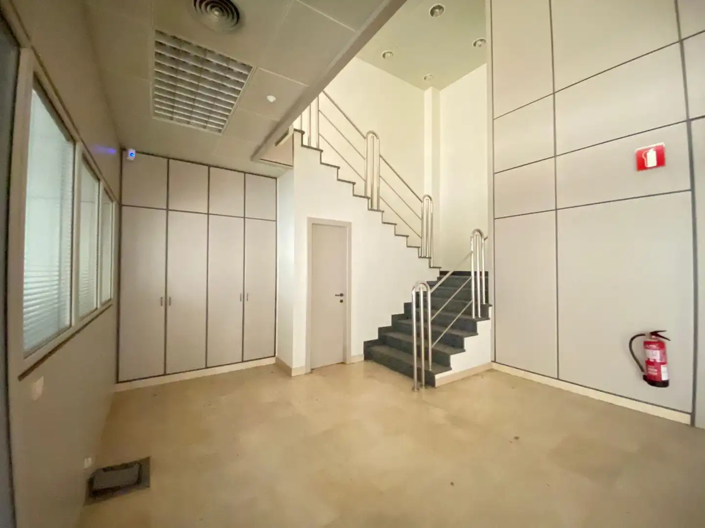 Local comercial en venta en Calle CARRATALA 43, imagen 6