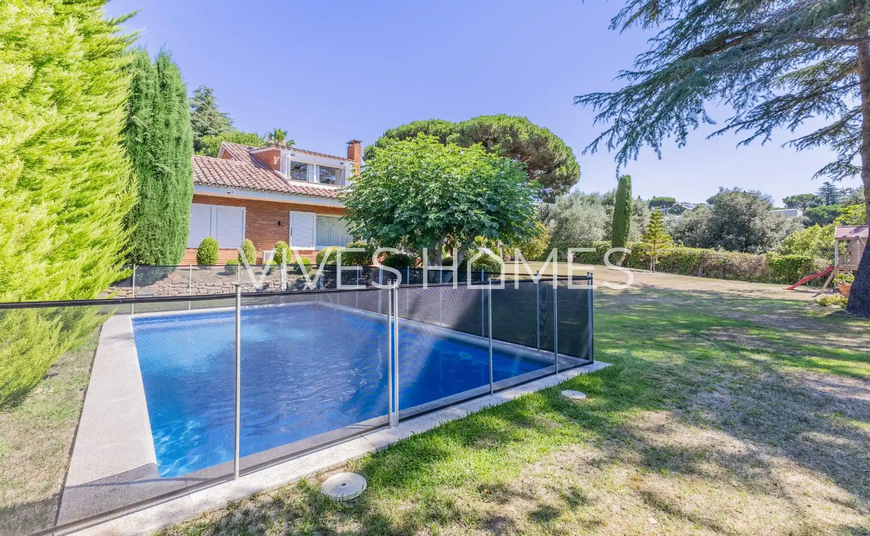 Piscina de Casa o xalet en venda en Sant Vicenç de Montalt amb Aire condicionat, Calefacció i Jardí privat