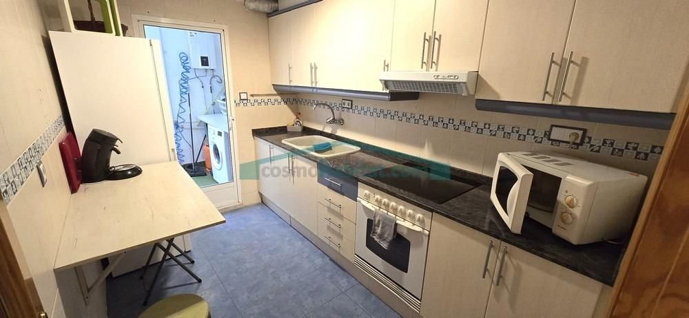 Kitchen of Flat for sale in Sagunto / Sagunt  with Air Conditioner, Balcony and Jacuzzi