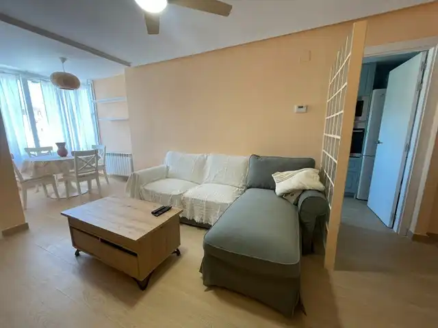 Wohnzimmer von Wohnung zur Miete in Alicante / Alacant mit Klimaanlage, Heizung und Möbliert