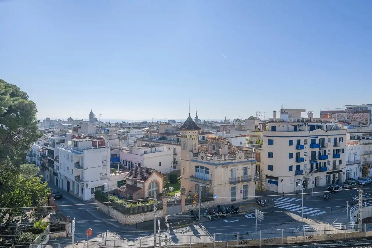 Vista exterior de Ático en venta en Sitges con Calefacción, Terraza y Balcón