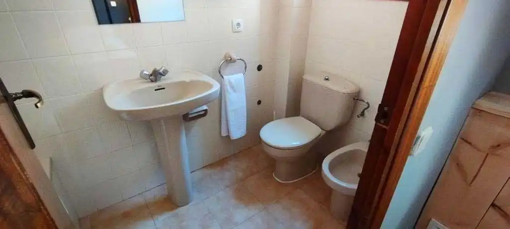 Bathroom of Houses for sale in Soriguera  with Air Conditioner, Heating and Private garden