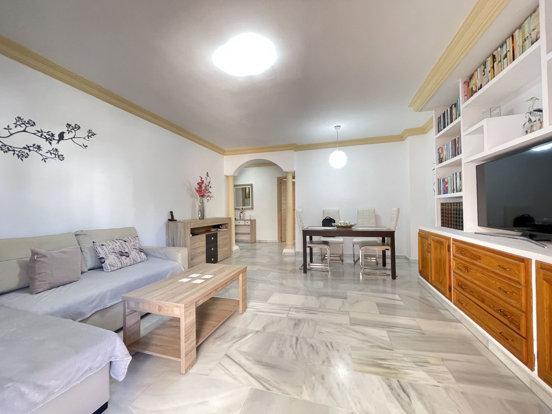 Living room of Apartment for sale in Estepona  with Air Conditioner and Terrace