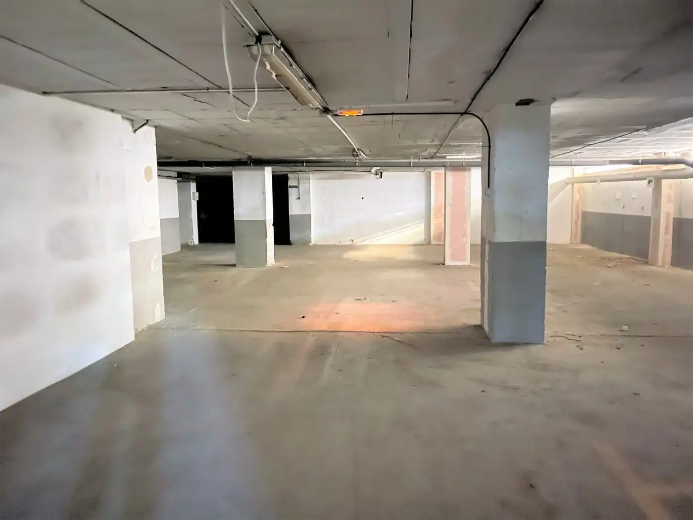 Garage for rent in Calle CANAL, El Cerro