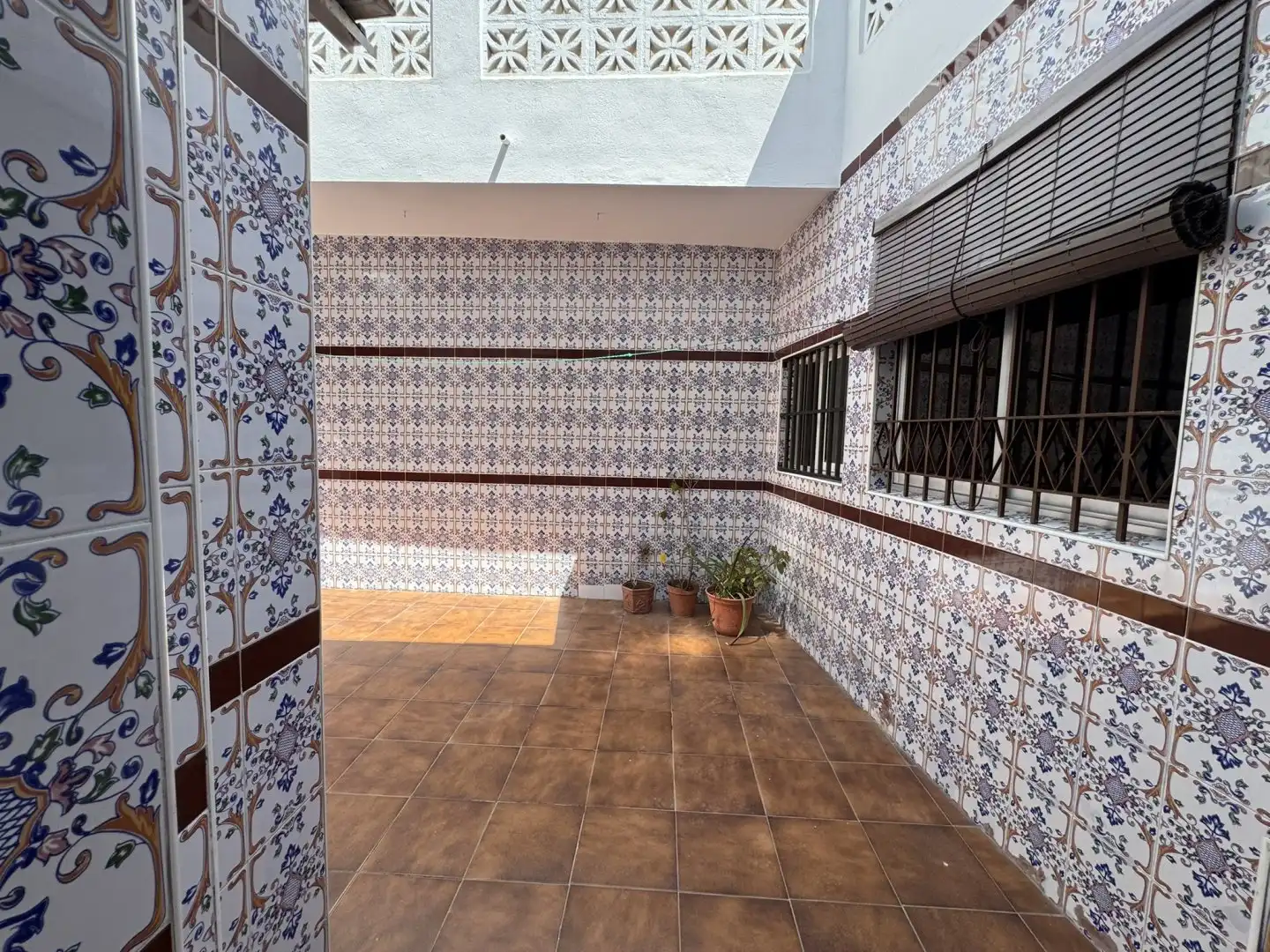 Terrasse von Erdgeschoss zum Verkauf in Chipiona