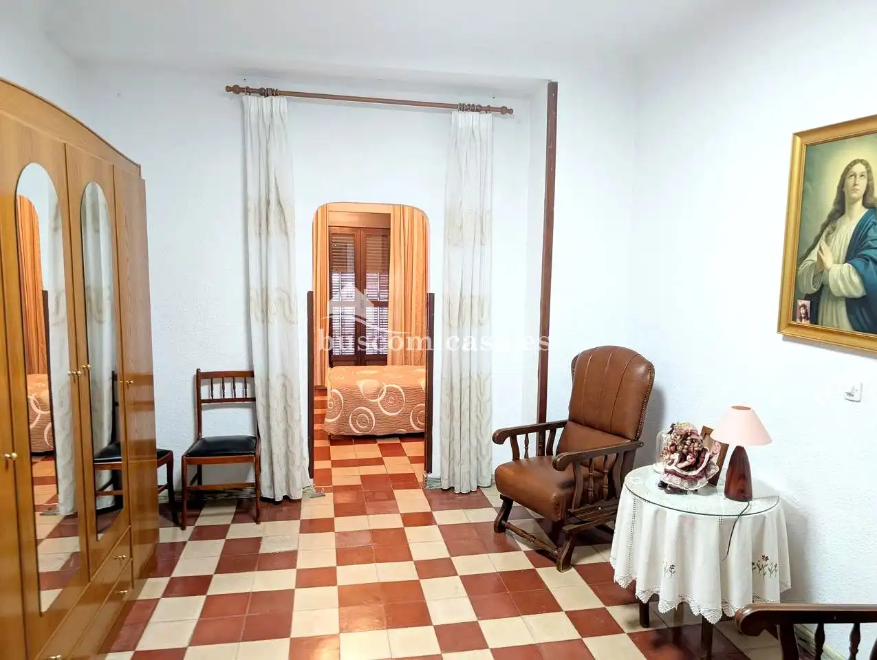 Dormitori de Casa adosada en venda en Jaén amb Aire condicionat, Terrassa i Balcó