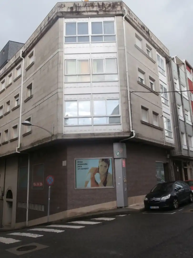 Appartement avec balcon à vendre à Rúa de Celestino Poza Pastrana 2