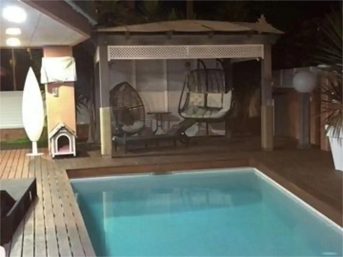 Schwimmbecken von Einfamilien-Reihenhaus zum Verkauf in Cunit mit Klimaanlage, Schwimmbad und Balkon