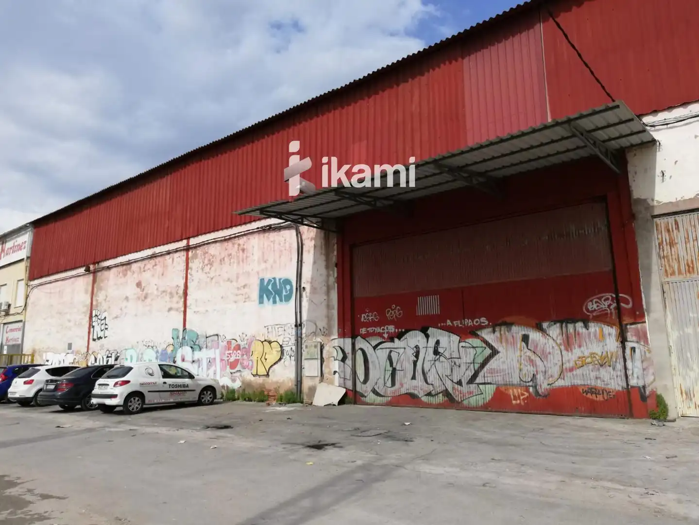 Vista exterior de Nave industrial en venta en Población de Arroyo