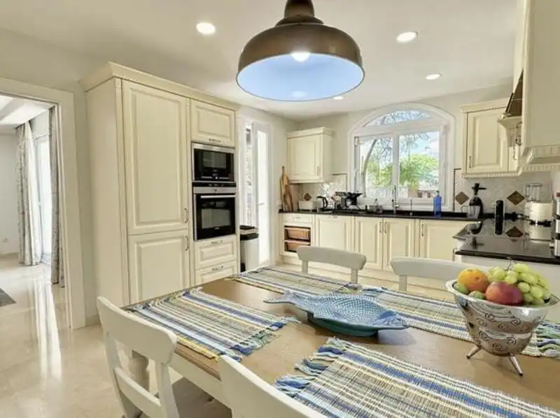 Kitchen of Houses for rent in Marbella  with Air Conditioner, Heating and Private garden
