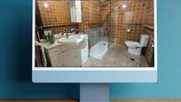 Bathroom of Flat for sale in León Capital   with Terrace