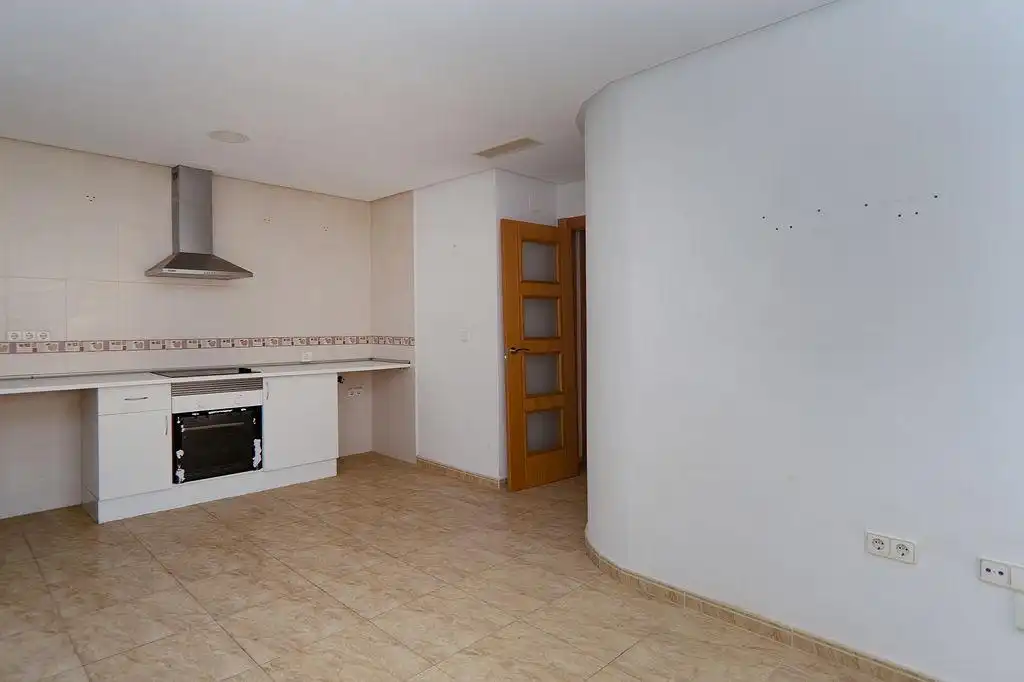 Flat with lift for sale in Calle POLO MEDINA 17, imagen 4