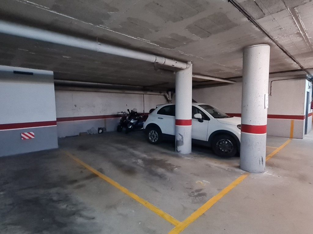 Parking of Garage to rent in Girona Capital