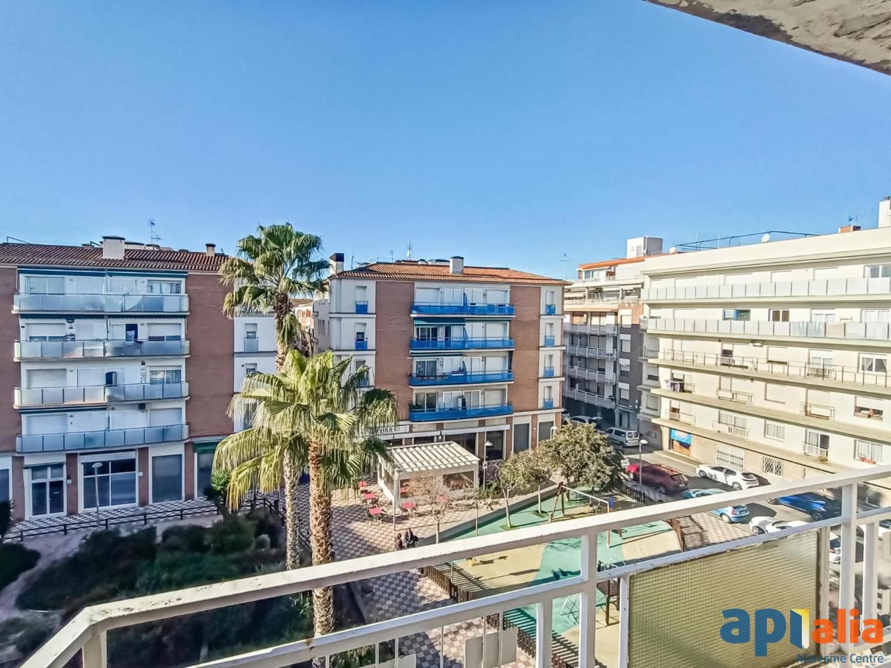 Dormitori de Pis en venda en Pineda de Mar amb Parquet