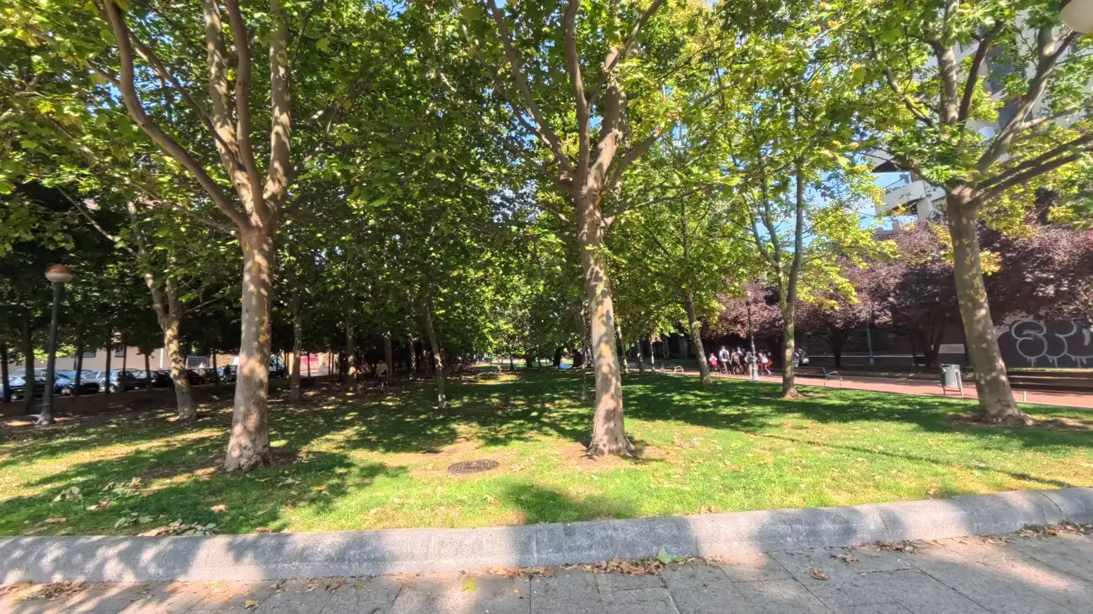 Vista exterior de Piso en venta en  Logroño con Calefacción, Parquet y Terraza
