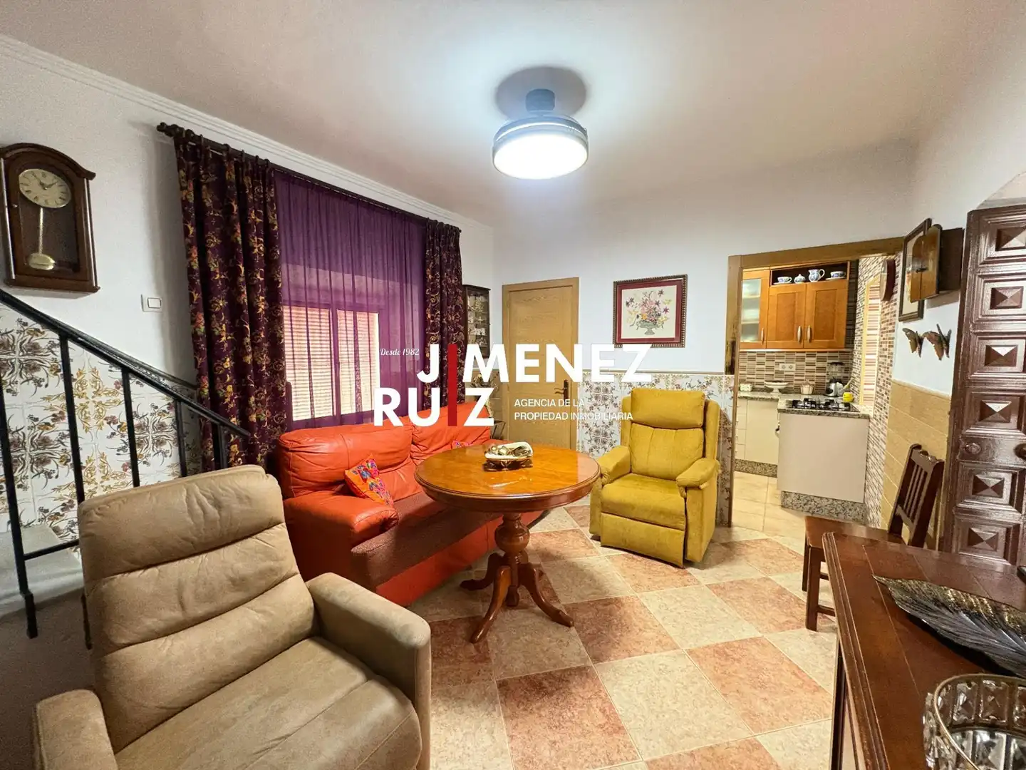 Sala de estar de Casa adosada en venta en El Puerto de Santa María con Terraza