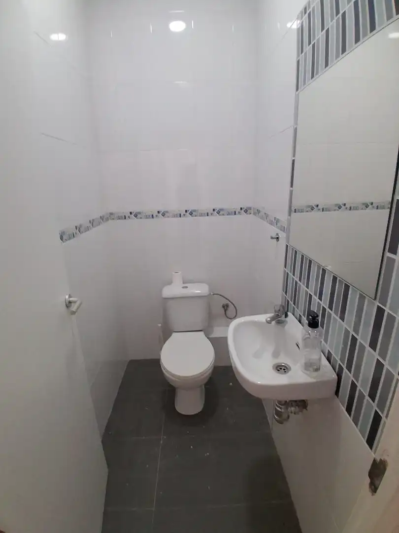 Business premises to rent in Carrer Pintor Peris Aragó 25, imagen 8