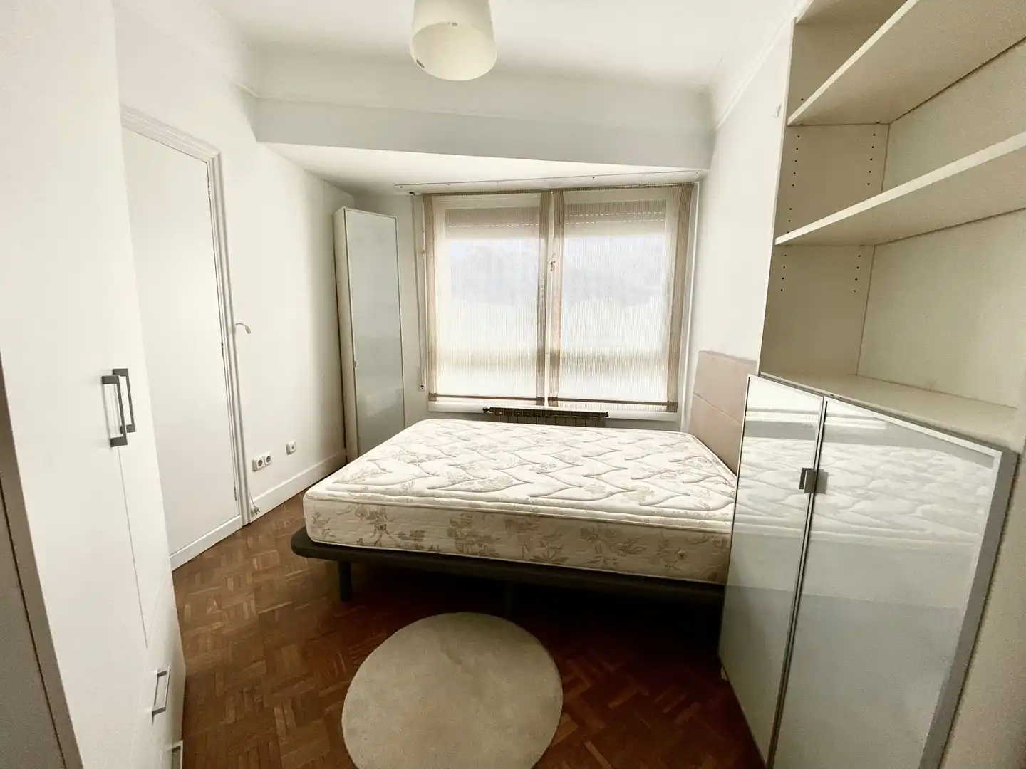Schlafzimmer von Wohnung zur Miete in Egia 