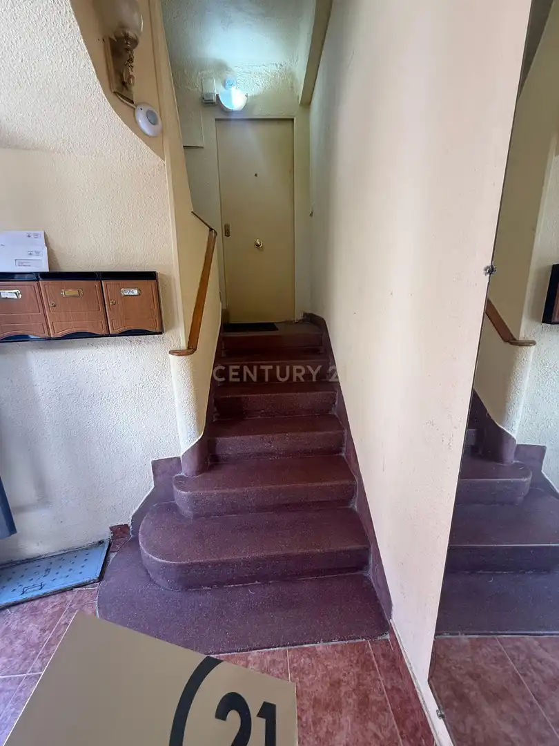 Apartments for rent in Calle de Andrés Tamayo, Madrid, Spain, -1, Guindalera