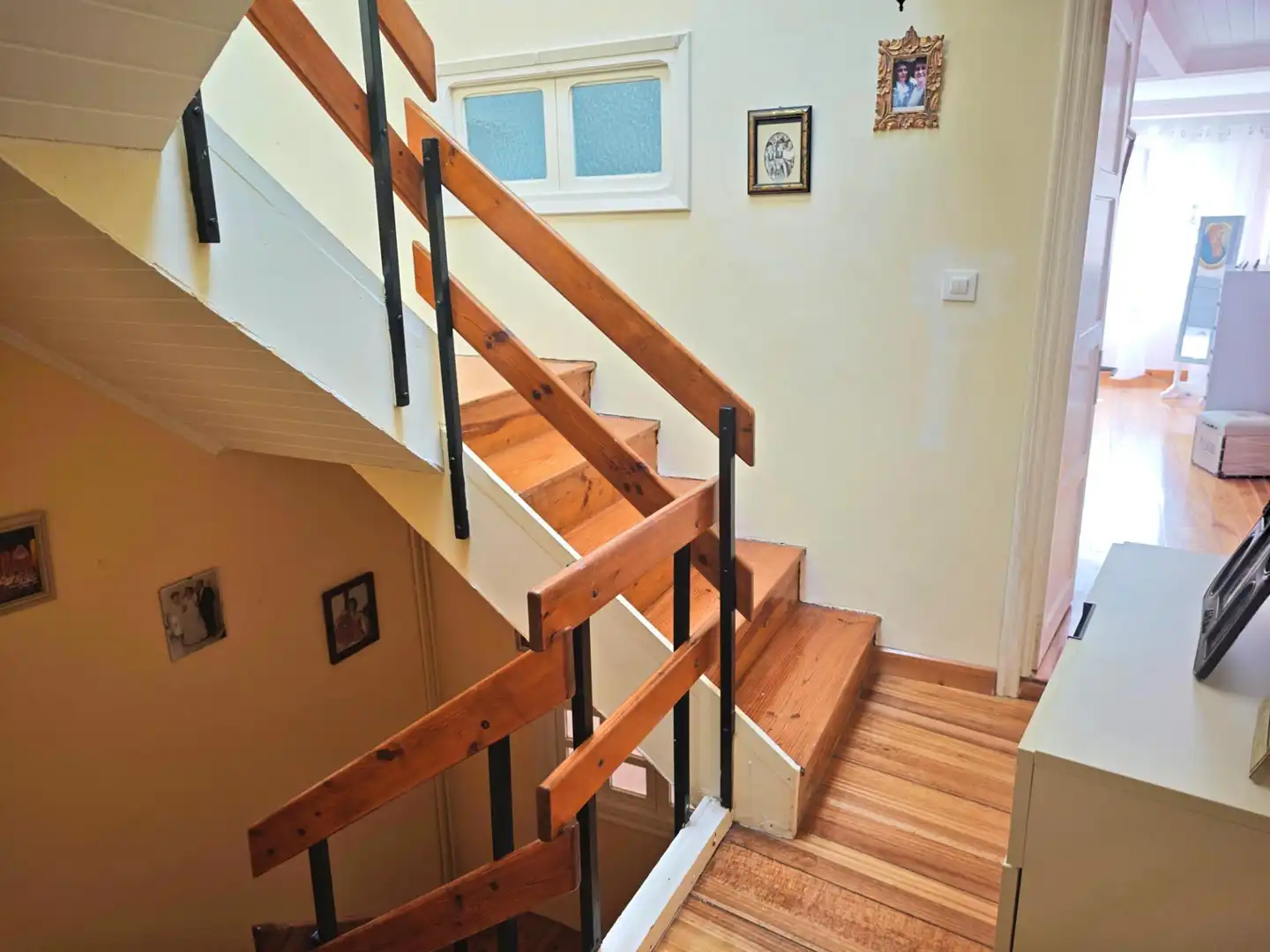 Casa adosada en venta en Ortigueira con Trastero y Amueblado
