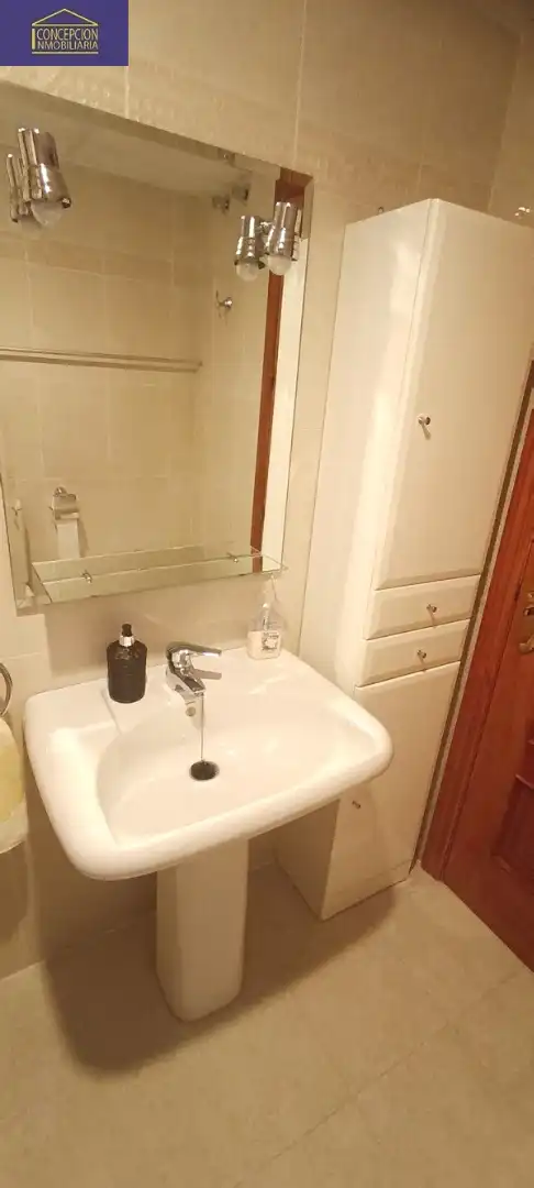 Baño de Piso de alquiler en Córdoba con Aire acondicionado, Calefacción y Amueblado