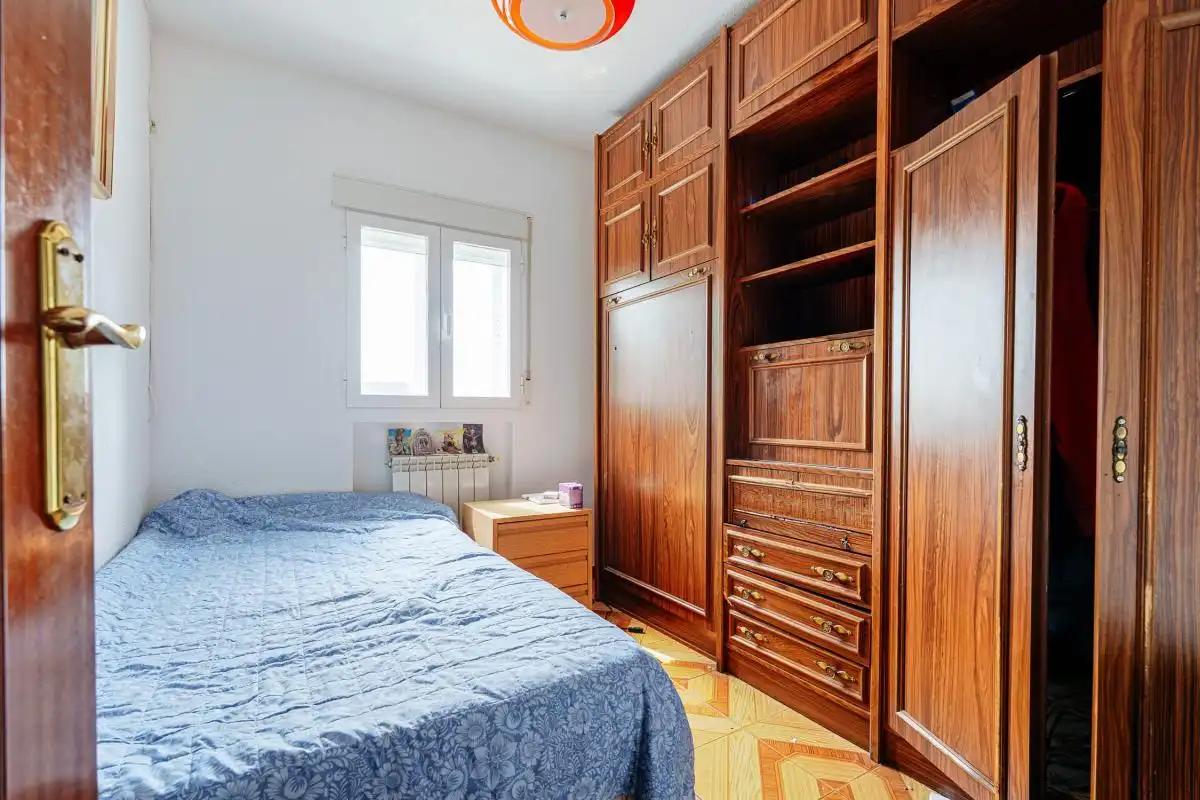 Bedroom of Flat for sale in Madrid  with Heating, Terrace and Furnished