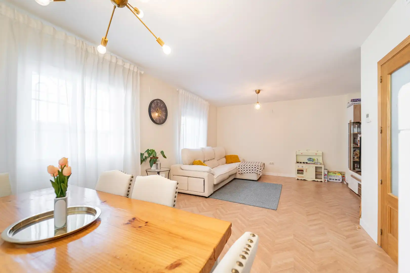 Villa mit Garten zum Verkauf in Calle Abedul, imagen 5