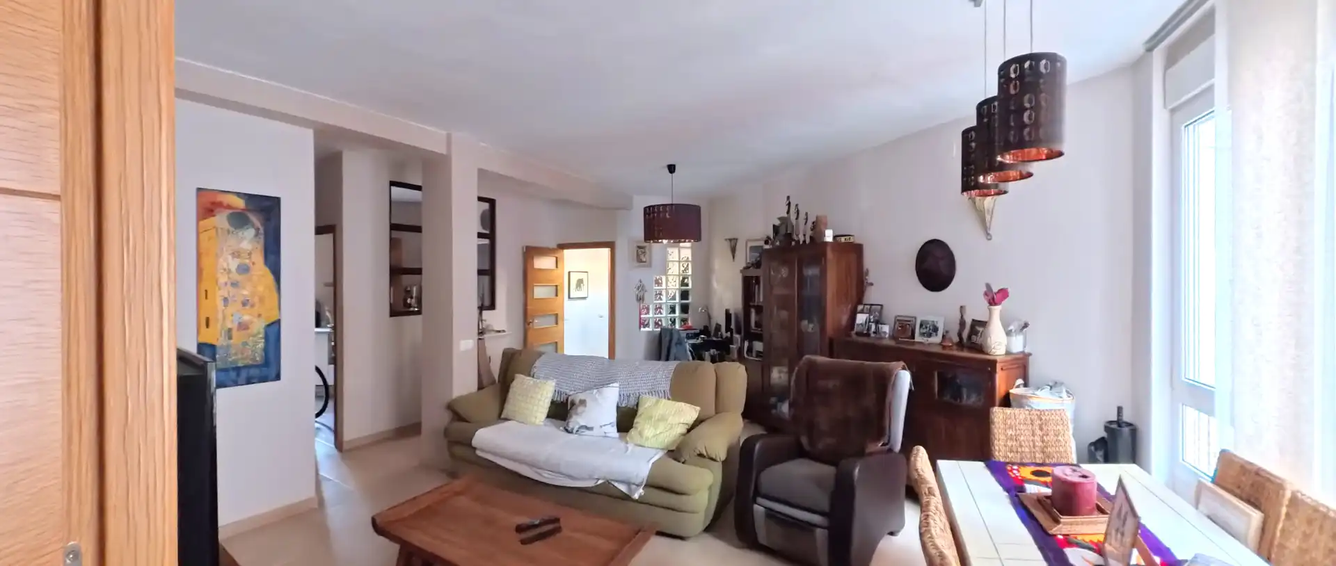 Living room of Flat for sale in Sevilla  with Air Conditioner, Heating and Oven