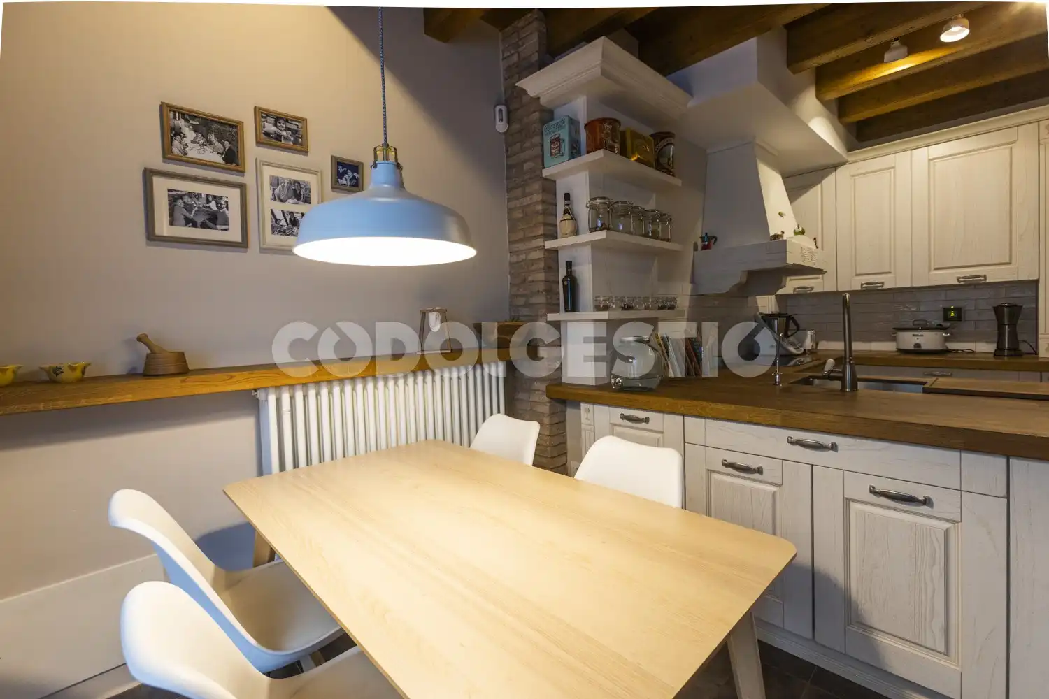 Cuina de Casa o xalet en venda en Vic