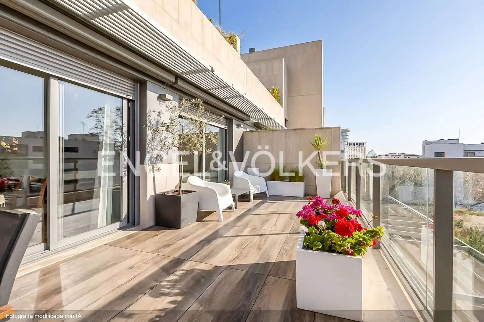 Terraza de Dúplex en venta en La Moraleja con Aire acondicionado, Calefacción y Terraza