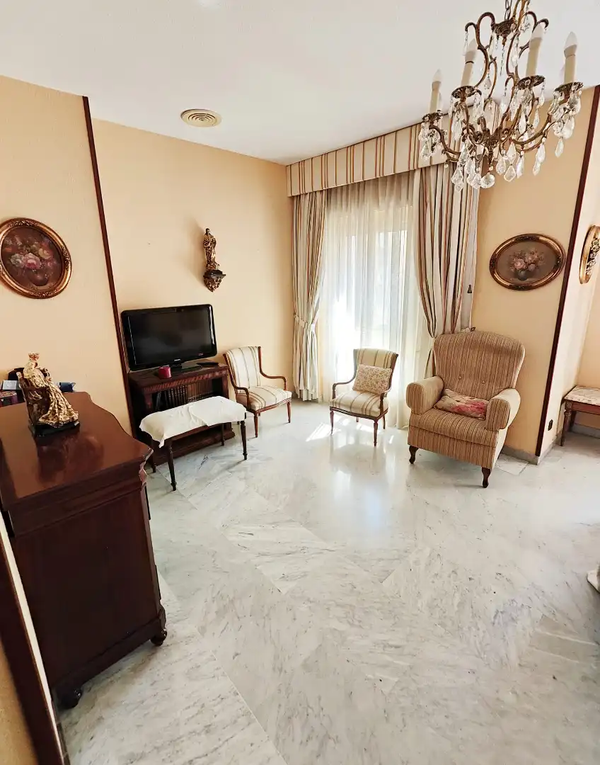 Wohnzimmer von Wohnung zum Verkauf in Sevilla mit Klimaanlage, Terrasse und Gemeinschaftspool