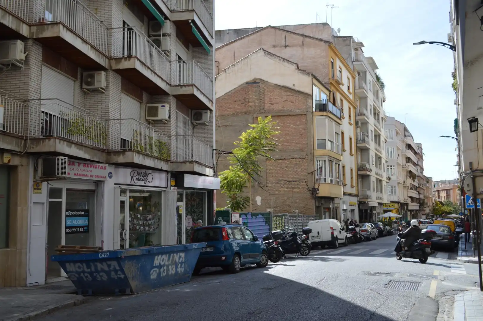 Exterior view of Commercial properties for rent in Granada