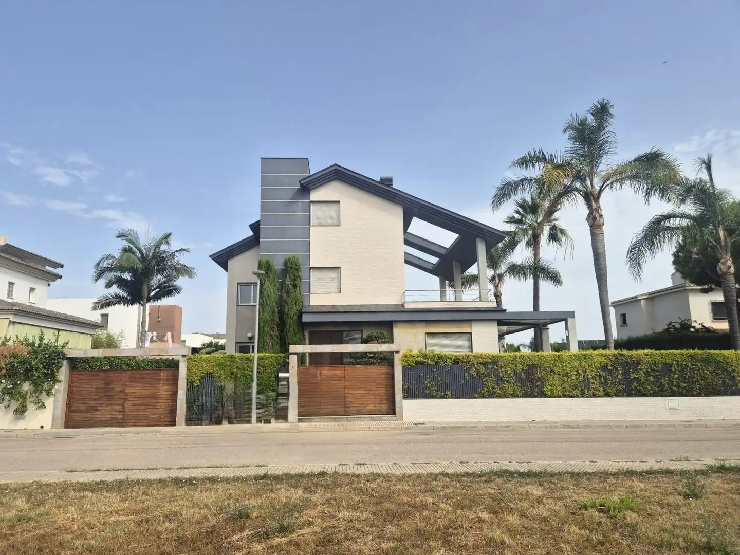 Vista exterior de Casa o chalet en venta en Gandia con Aire acondicionado, Calefacción y Terraza