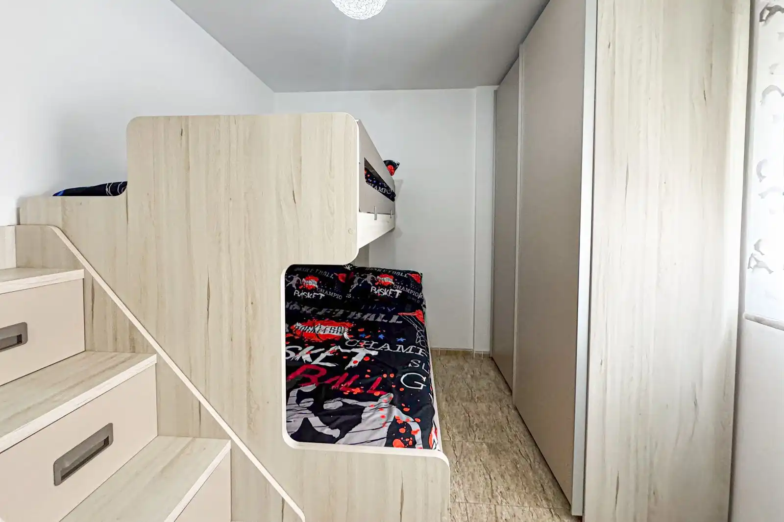 Bedroom of Flat for sale in Vícar