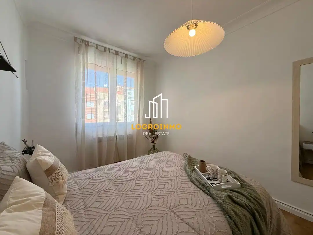 Habitación de Piso en venta en  Logroño con Calefacción, Trastero y Amueblado