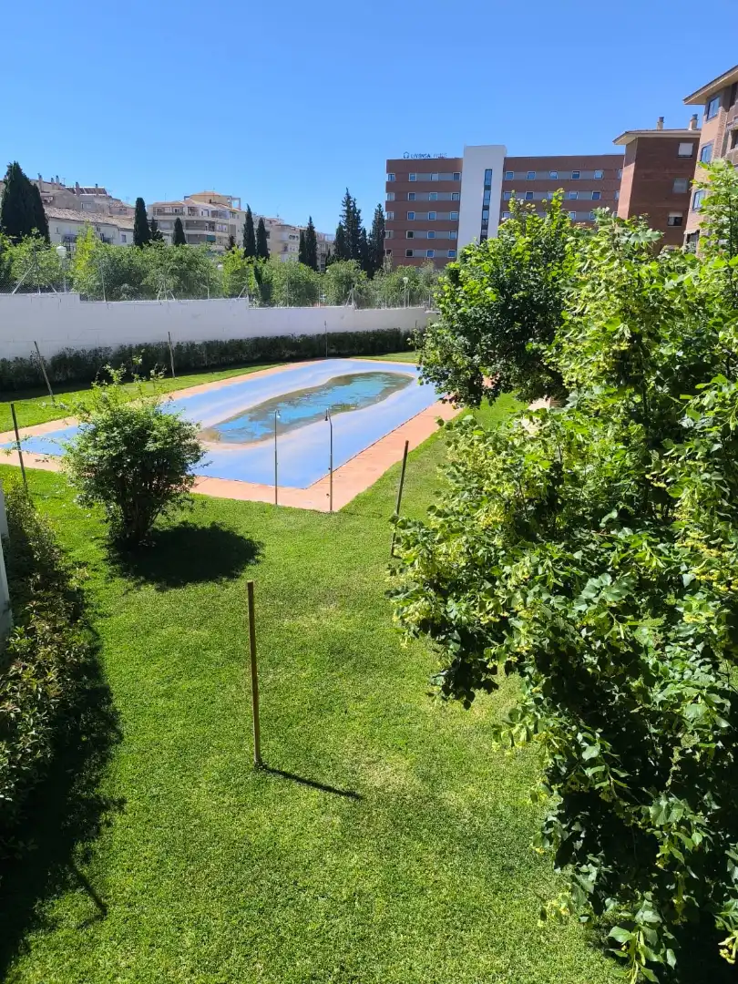 Wohnung zur Miete in Camino de Ronda, 212, Pajaritos