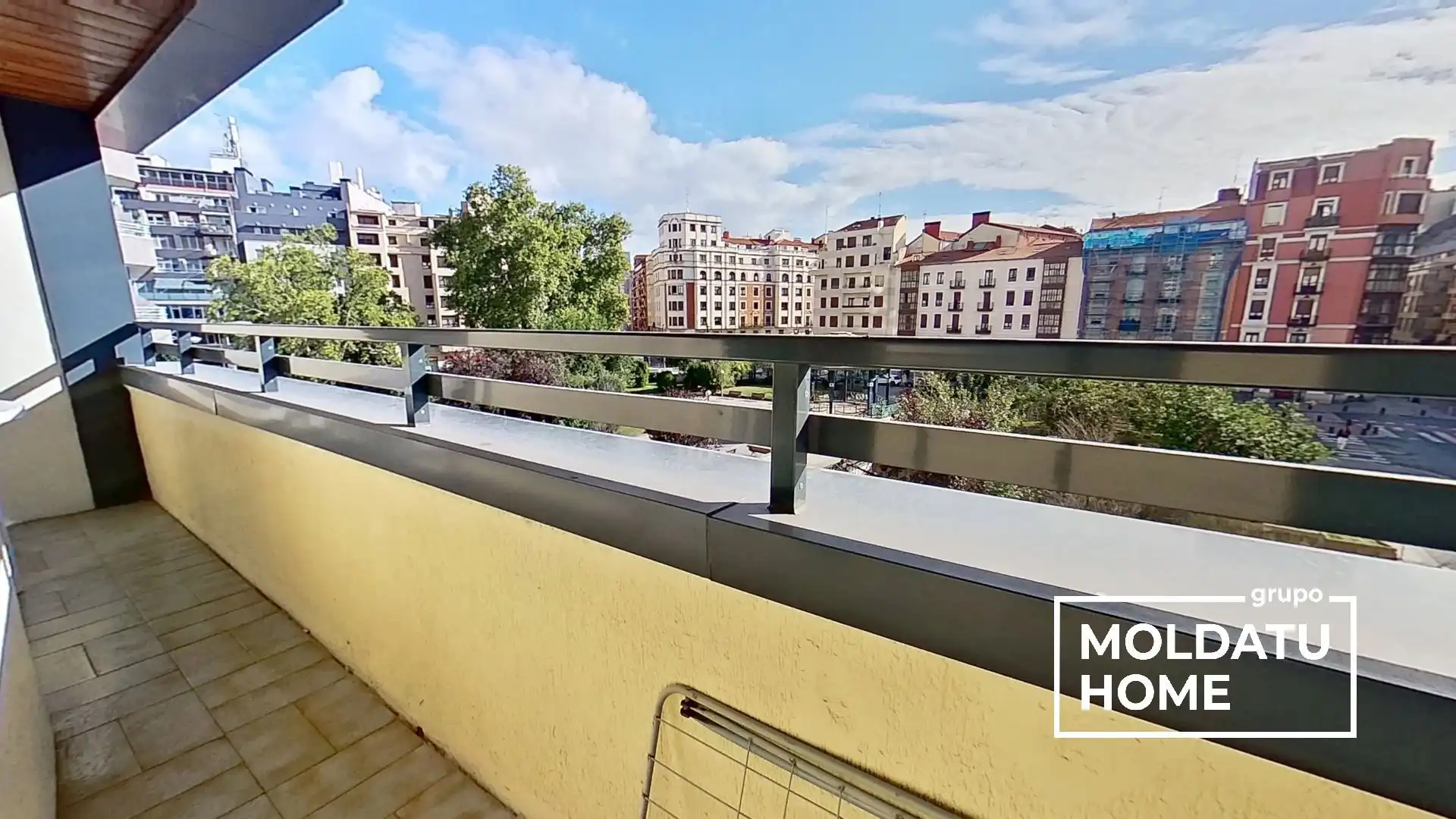 Piso con ascensor en venta en ALMIRANTE ANTONIO GAZTAÑETA