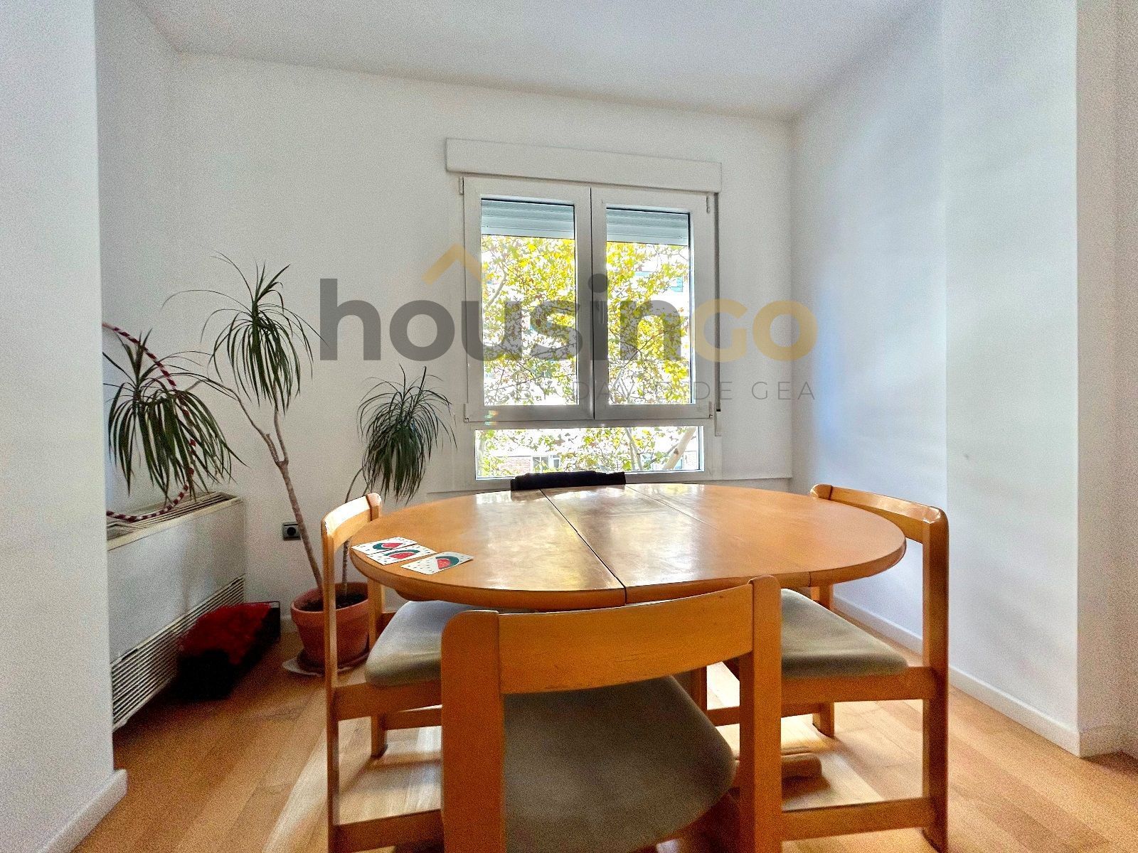 Menjador de Pis en venda en  Madrid Capital amb Calefacció, Terrassa i Traster