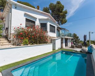Swimming pool of House or chalet to rent in Castelldefels  with Air Conditioner, Heating and Swimming Pool