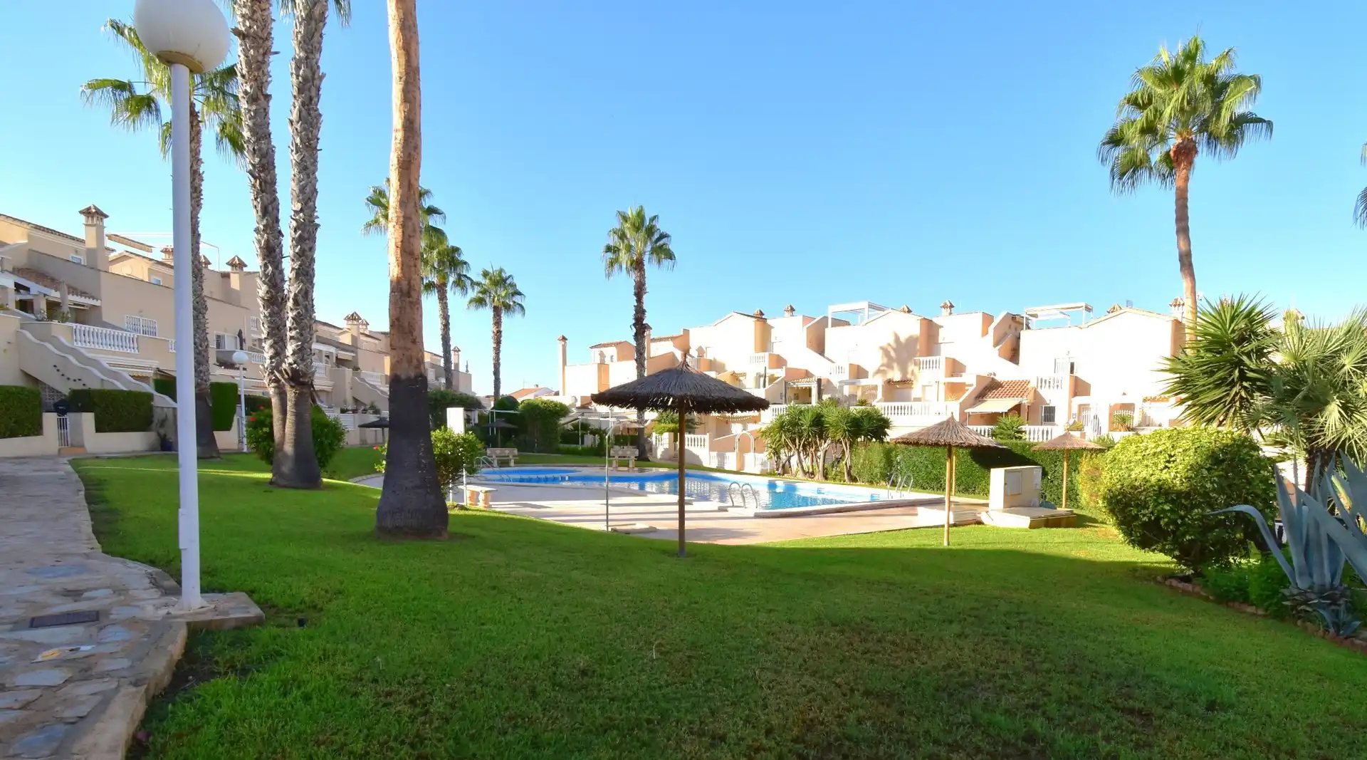 Adosado en venta en Orihuela Costa, imagen 2