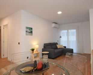 Living room of Flat to rent in Girona Capital  with Air Conditioner, Heating and Terrace