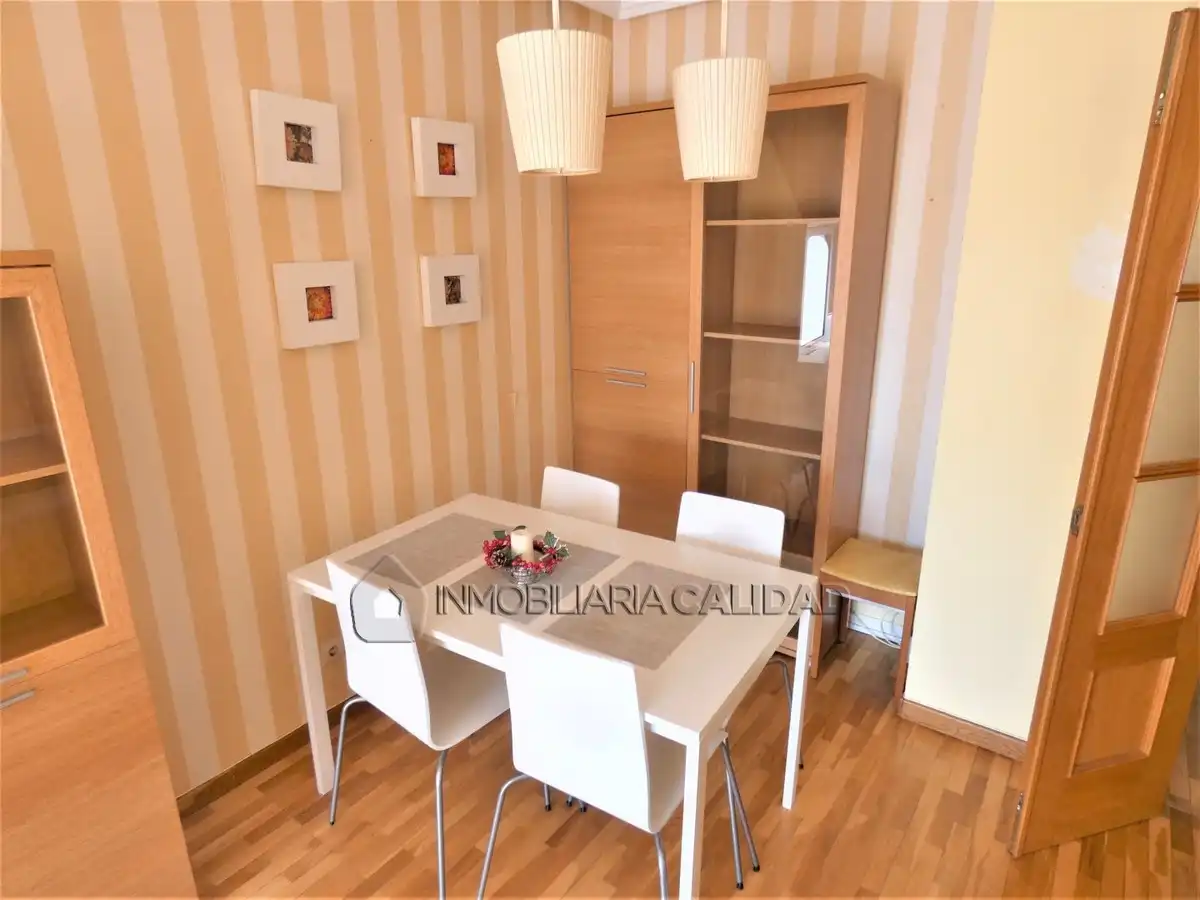 Dining room of Flat for rent in Burgos  with Heating, Terrace and Furnished
