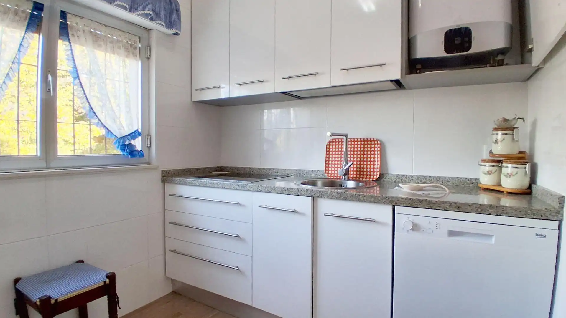 Cocina de Finca rústica en venta en Almenara de Tormes