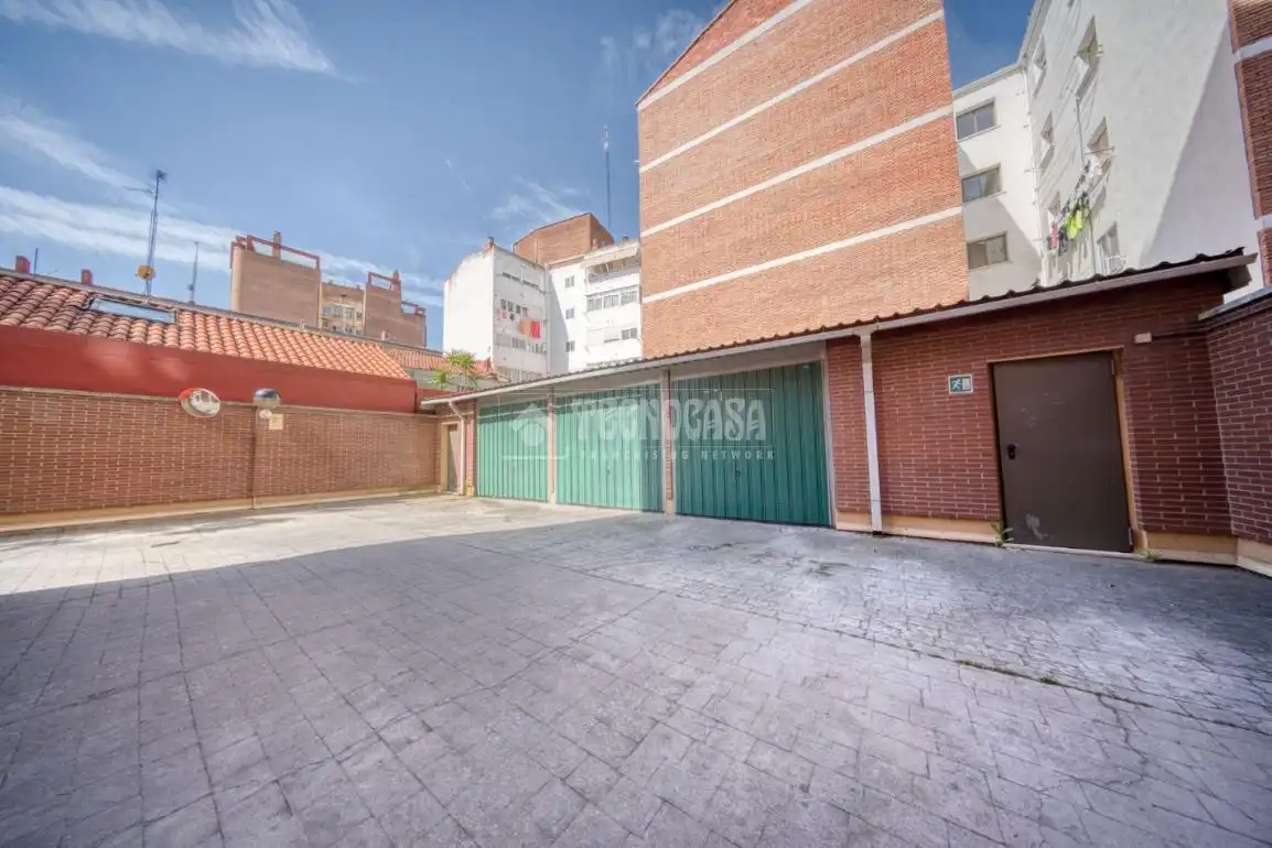 Aparcament de Garatge en venda en Valladolid