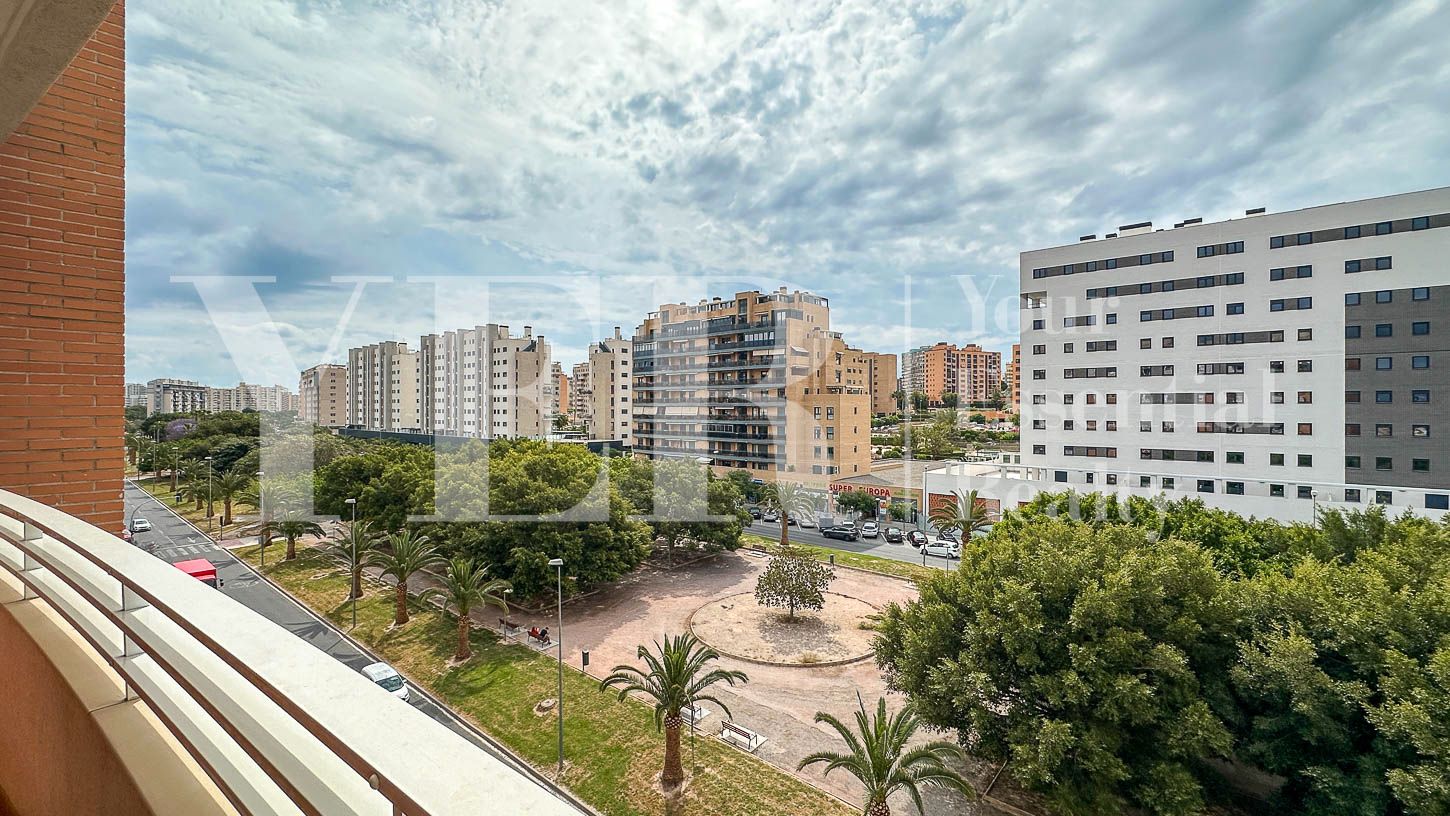 Piso en venta en Calle Enric Valor, 2, Playa de San Juan