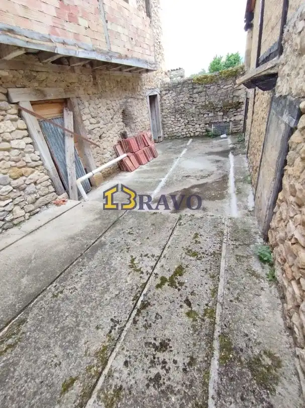 Casa o chalet en venta en Medina de Pomar con Calefacción, Jardín privado y Terraza