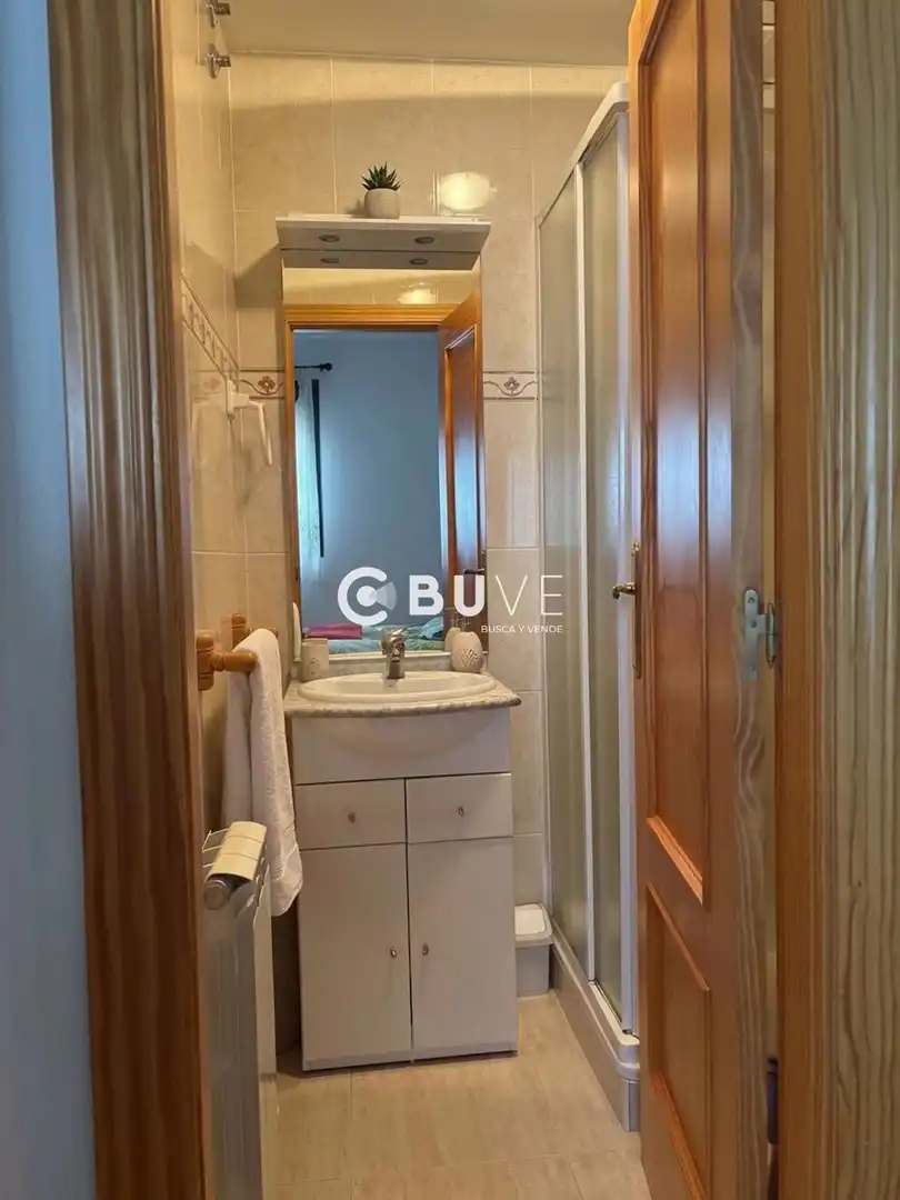 Baño de Piso en venta en Chinchón con Calefacción