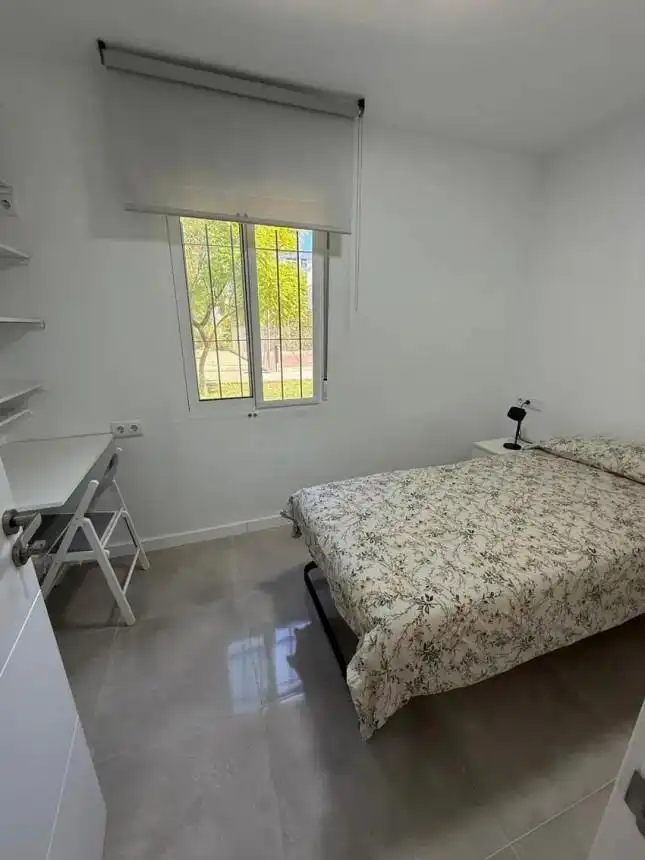Habitación de Piso en venta en Alicante / Alacant