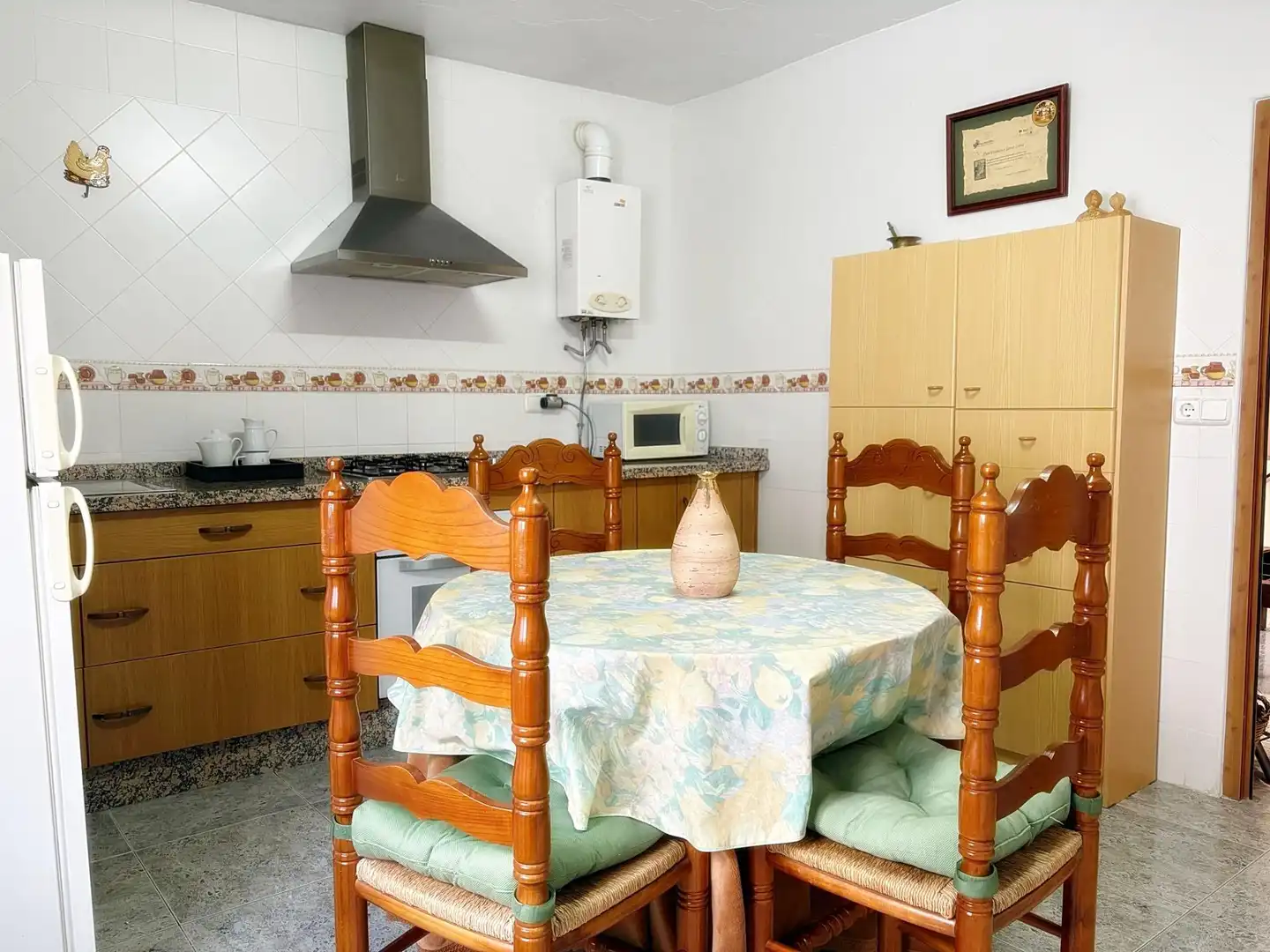 Cocina de Finca rústica en venta en Yunquera con Terraza y Amueblado